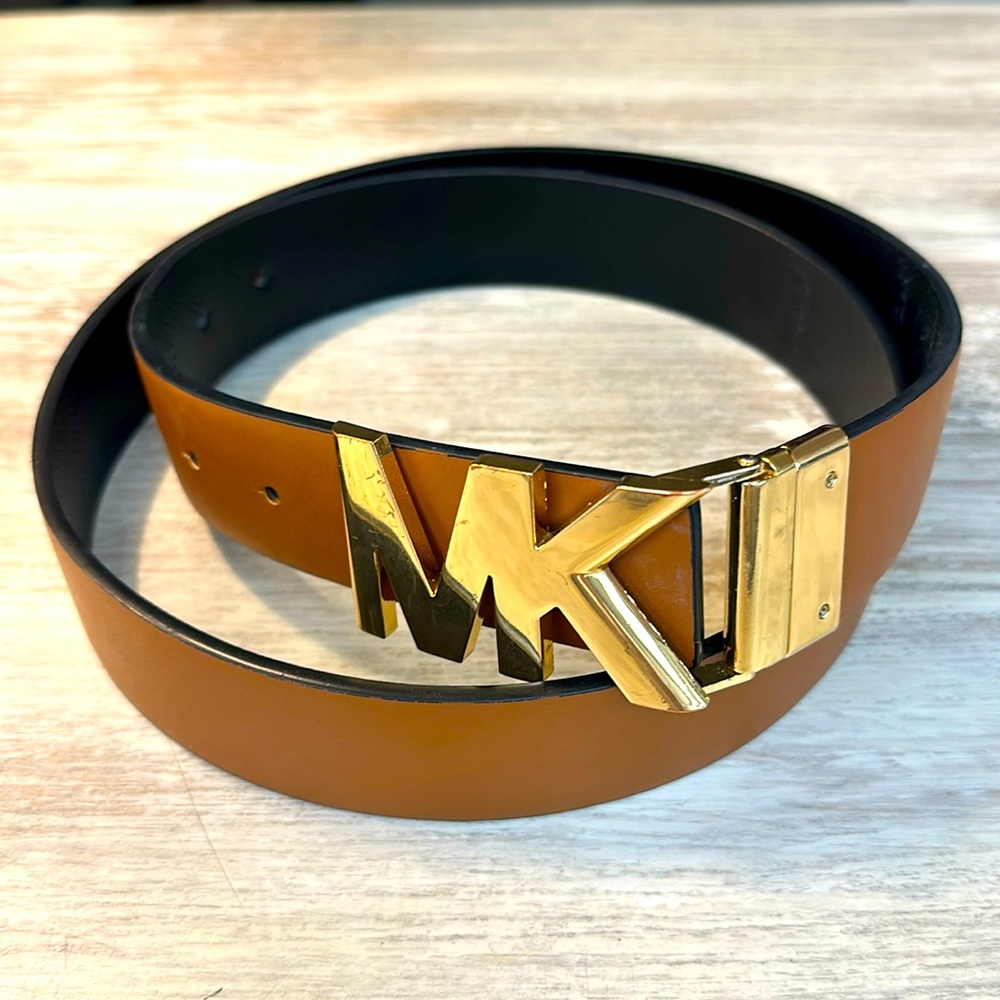 Michael Kors Saffiano Leather Reversible MK Logo Plaque Buckle Belt
